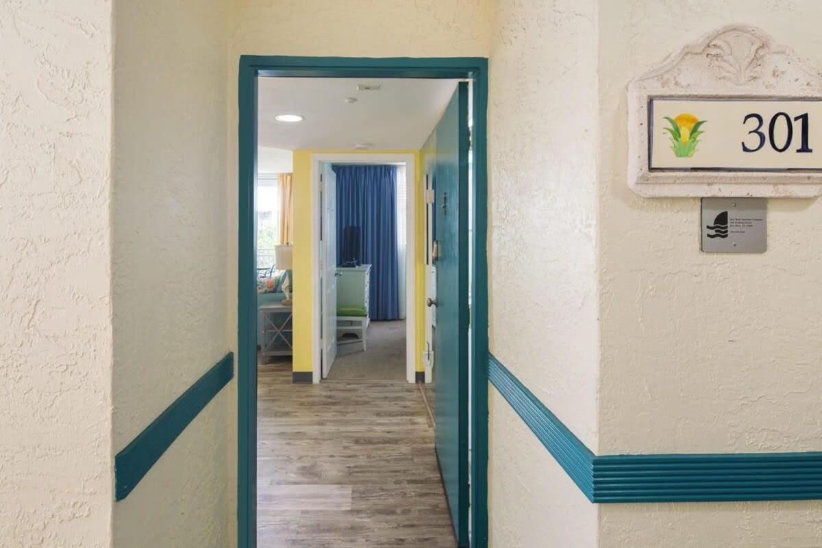 Tortuga Suite At Sunrise Suites Resort - Heated Pool, Hot Tub & Free Parking 基韋斯特 外观 照片